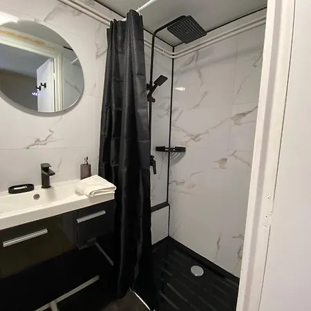 Holiday home Maison De Avec Jardin A 5 Minutes De Lisieux Beuvillers