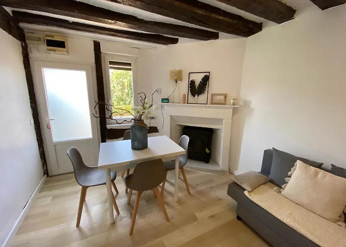 Casa de Férias Maison De Avec Jardin à 5 Minutes De Lisieux *